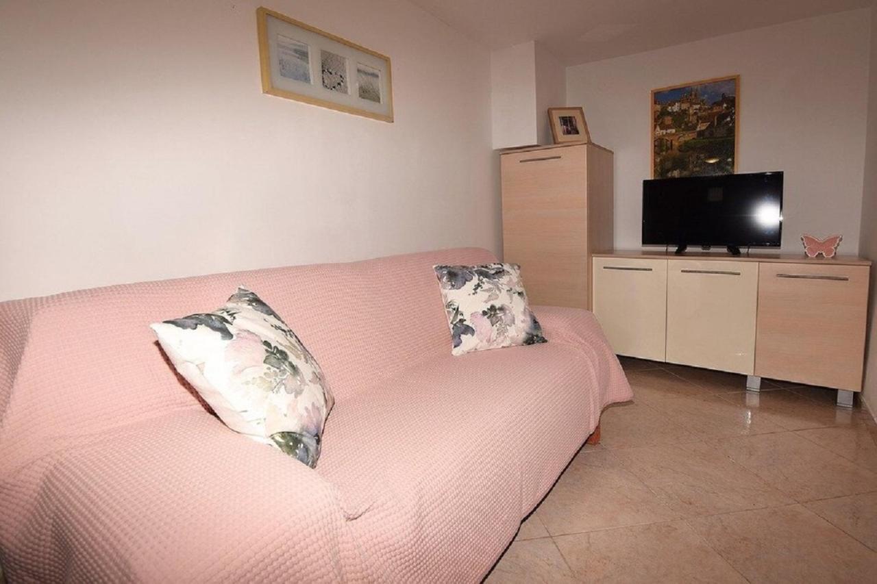 Apartmani Sole Pjescana Uvala Zewnętrze zdjęcie